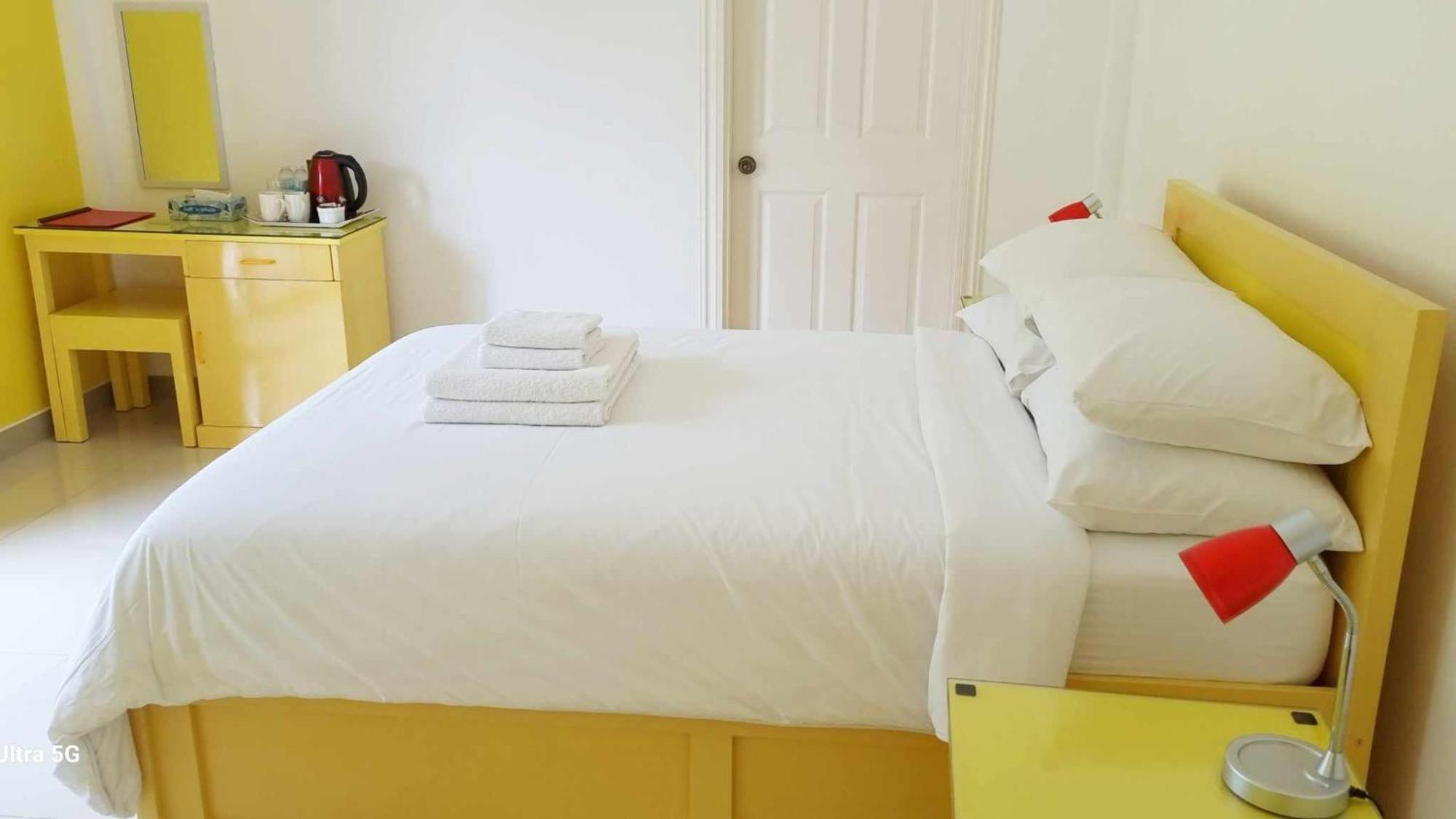 Bohol White House Bed & Breakfast Lila Bagian luar foto