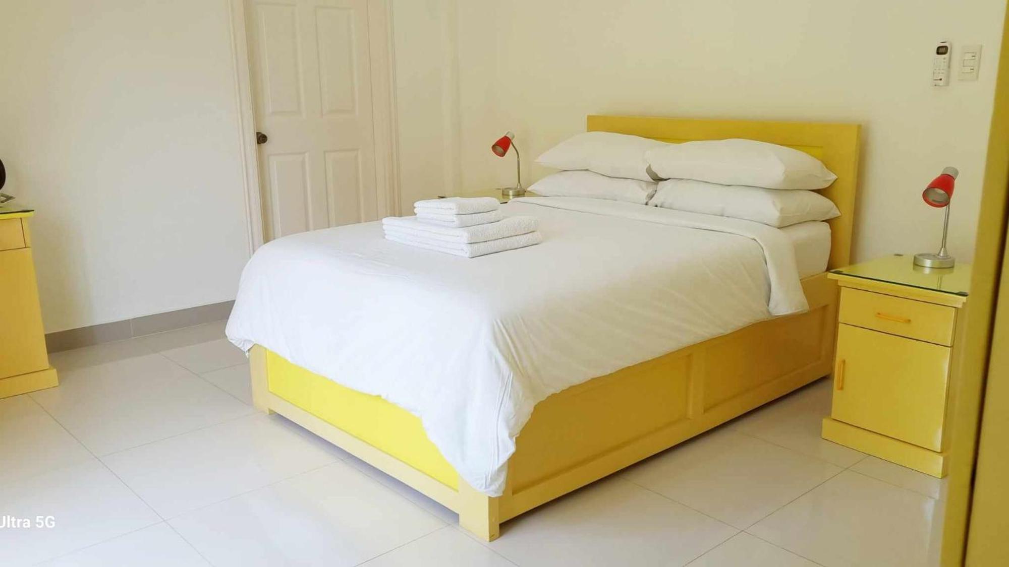 Bohol White House Bed & Breakfast Lila Bagian luar foto