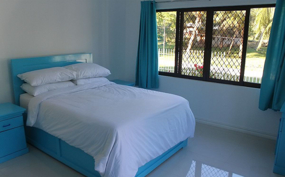 Bohol White House Bed & Breakfast Lila Bagian luar foto